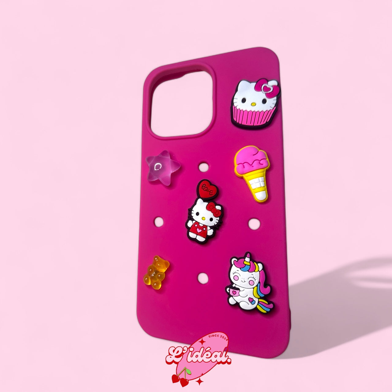 Coque en silicone et badges 2+1 gratuit