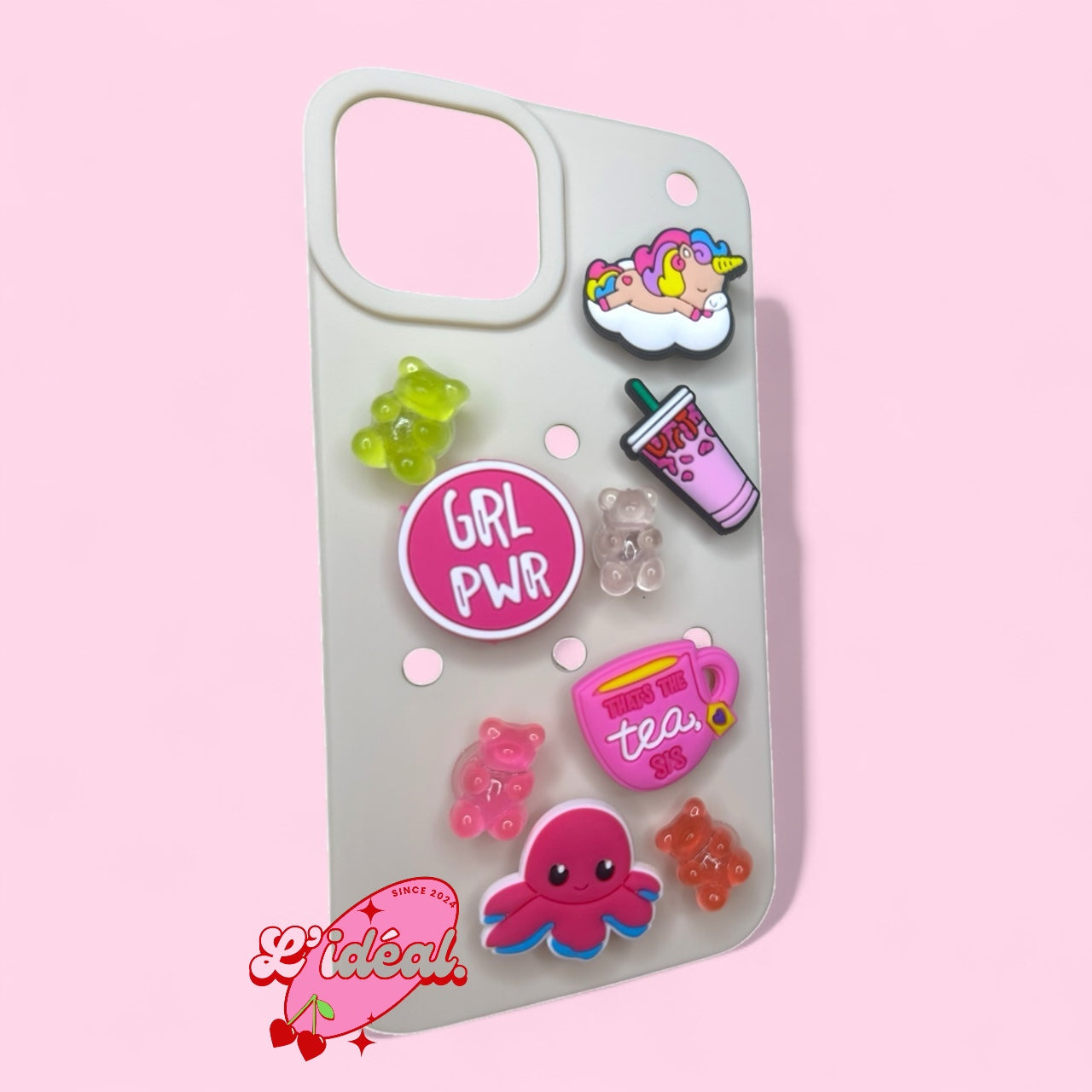 Coque en silicone et badges 2+1 gratuit